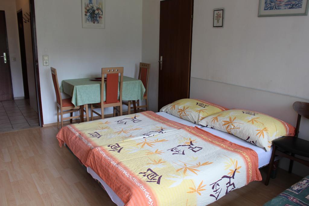 Apartments Krassnig Krumpendorf Phòng bức ảnh